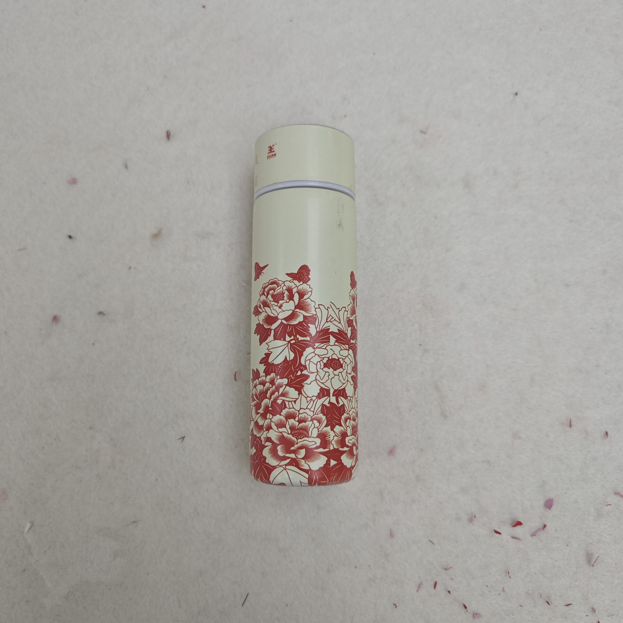 Paper-cut art water cup